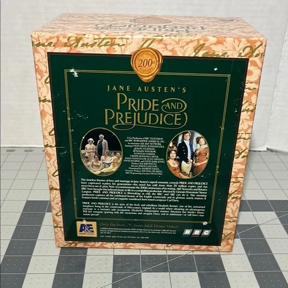 Pride and Prejudice VHS Box Set - Picture 3 of 11